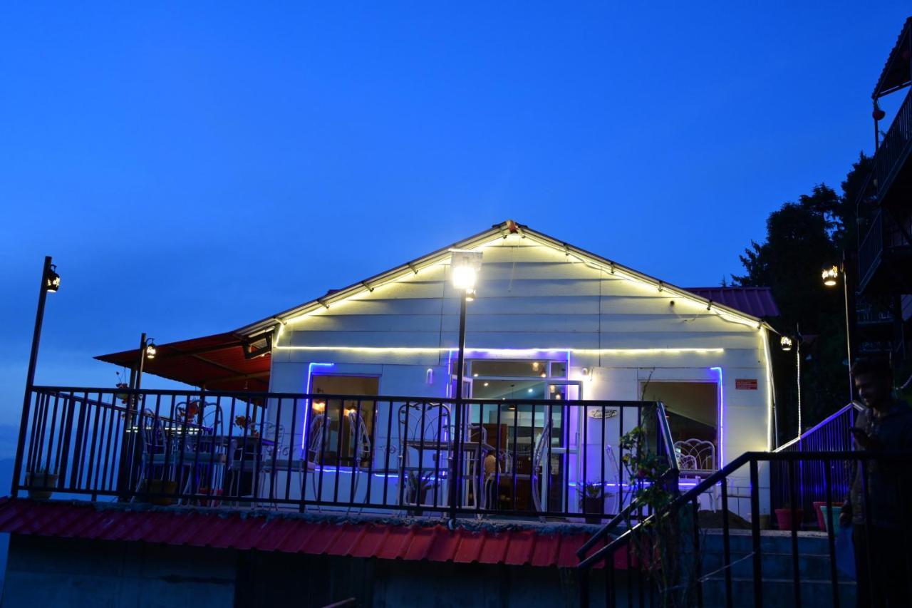 Aamod Resorts Dalhousie ! Luxury Cottage Resort מראה חיצוני תמונה