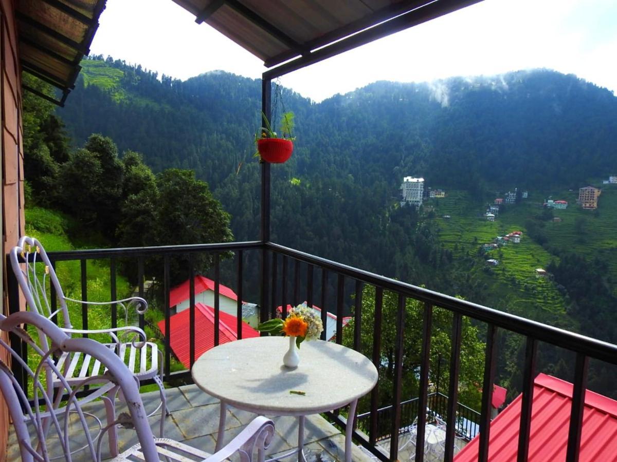 Aamod Resorts Dalhousie ! Luxury Cottage Resort מראה חיצוני תמונה