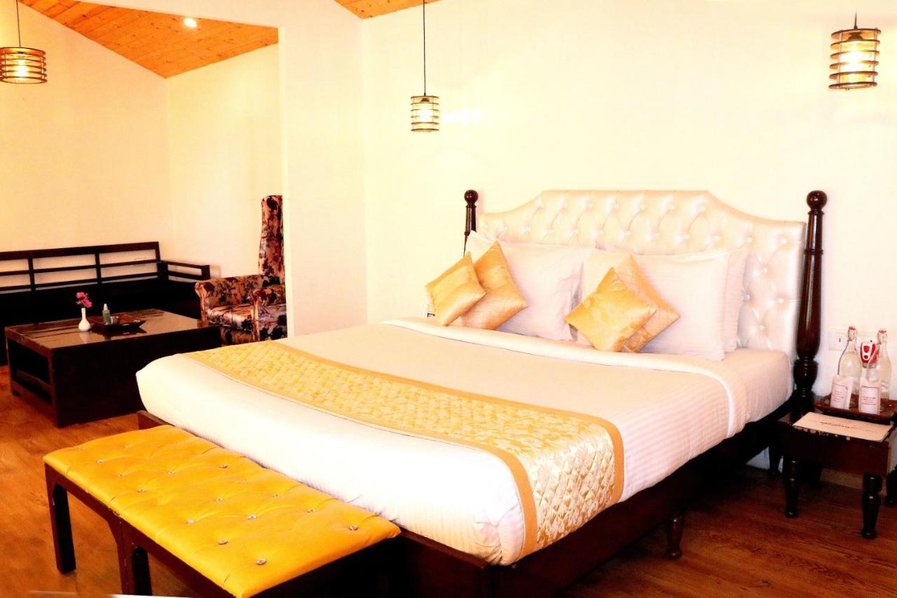 Aamod Resorts Dalhousie ! Luxury Cottage Resort מראה חיצוני תמונה