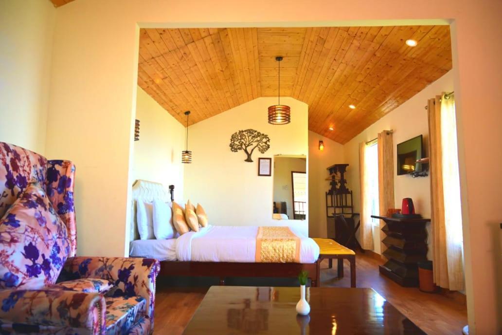 Aamod Resorts Dalhousie ! Luxury Cottage Resort מראה חיצוני תמונה